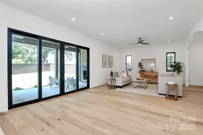 2209 Norcross Place, Charlotte, NC 28205 - Photo 10