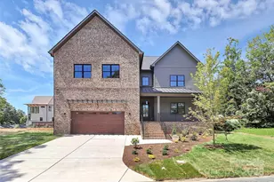 2209 Norcross Pl, Charlotte, NC 28205 - Photo 2