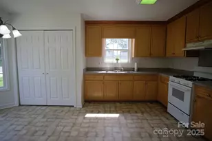 318 Huffman Rd, Gastonia, NC 28056 - Photo 10