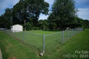 318 Huffman Rd, Gastonia, NC 28056 - Photo 6