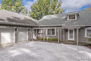 55 1st St, Tryon, NC 28782 - Photo 2