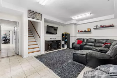 1801 Twin Ponds Drive, Hickory, NC 28602 - Photo 28