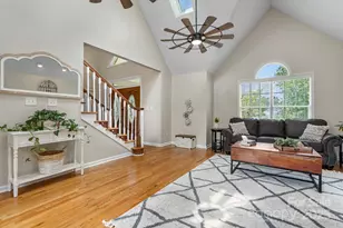 1801 Twin Ponds Dr, Hickory, NC 28602 - Photo 6