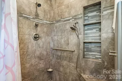 1801 Twin Ponds Drive, Hickory, NC 28602 - Photo 16