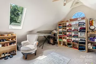 1801 Twin Ponds Dr, Hickory, NC 28602 - Photo 26