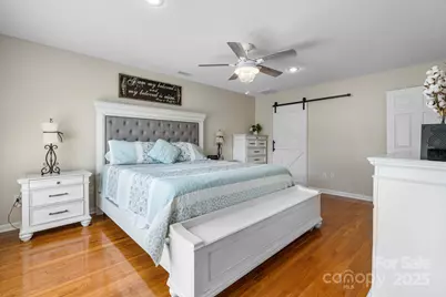 1801 Twin Ponds Drive, Hickory, NC 28602 - Photo 20