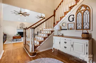 1801 Twin Ponds Dr, Hickory, NC 28602 - Photo 14