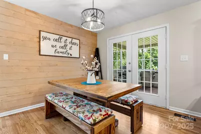 1801 Twin Ponds Drive, Hickory, NC 28602 - Photo 8