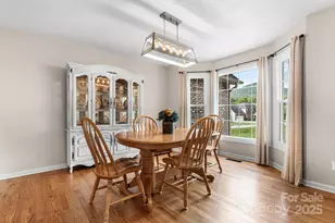 1801 Twin Ponds Dr, Hickory, NC 28602 - Photo 12