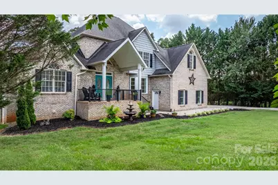 1801 Twin Ponds Drive, Hickory, NC 28602 - Photo 1