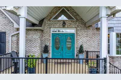 1801 Twin Ponds Drive, Hickory, NC 28602 - Photo 4