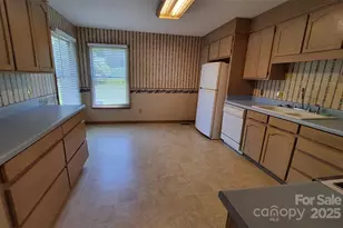 2602 Jacobs Rd, Gastonia, NC 28054 - Photo 8