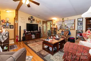 6905 US Hwy 70 Hwy E, Nebo, NC 28761 - Photo 4