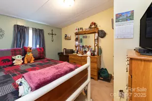 6905 US Hwy 70 Hwy E, Nebo, NC 28761 - Photo 14