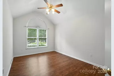 8877 Oldenburg Drive, Mount Pleasant, NC 28124 - Photo 36