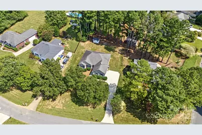 8877 Oldenburg Drive, Mount Pleasant, NC 28124 - Photo 2