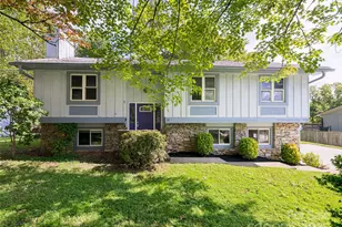 39 Golden Oaks Ln, Fletcher, NC 28732 - Photo 2