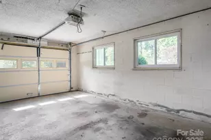 39 Golden Oaks Ln, Fletcher, NC 28732 - Photo 32