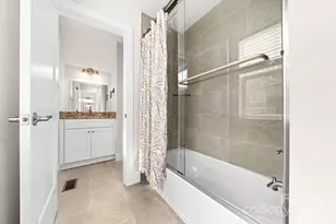 224 Oak Mdw Ln, Asheville, NC 28804 - Photo 30