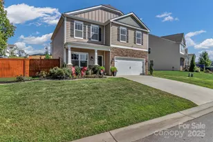 235 Marathon Ln, Candler, NC 28715 - Photo 4