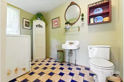 317 Courtland Boulevard, Hendersonville, NC 28791 - Photo 26