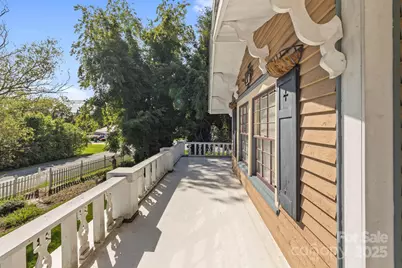 317 Courtland Boulevard, Hendersonville, NC 28791 - Photo 32