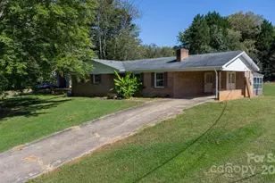 194 Hillsboro Rd, Taylorsville, NC 28681 - Photo 26