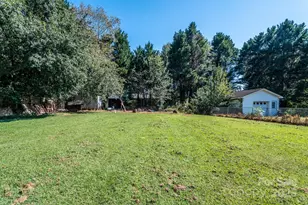 194 Hillsboro Rd, Taylorsville, NC 28681 - Photo 22