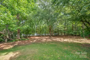 118 Aiken St, Forest City, NC 28043 - Photo 2