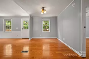 118 Aiken St, Forest City, NC 28043 - Photo 8