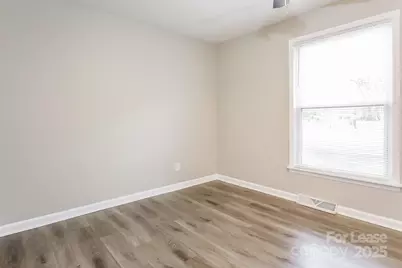 5520 The Plaza Road, Charlotte, NC 28215 - Photo 6