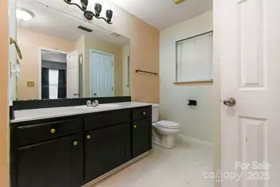 5541 Peachwood Drive, Charlotte, NC 28216 - Photo 16