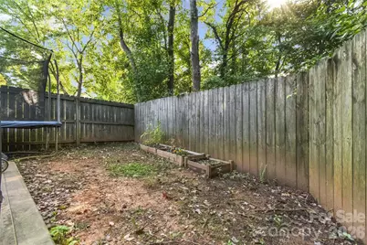 5541 Peachwood Drive, Charlotte, NC 28216 - Photo 20