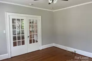 801 Hawthorne Ln, Charlotte, NC 28204 - Photo 10