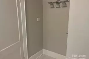 801 Hawthorne Ln, Charlotte, NC 28204 - Photo 28