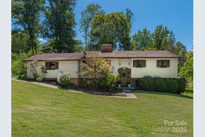 85 Dawn Lane, Canton, NC 28716 - Photo 2