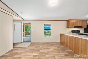 710 Greasy Creek Rd, Bakersville, NC 28705 - Photo 12