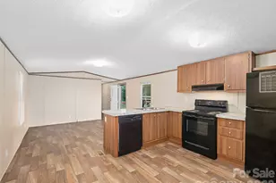 710 Greasy Creek Rd, Bakersville, NC 28705 - Photo 14