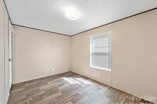 710 Greasy Creek Rd, Bakersville, NC 28705 - Photo 18