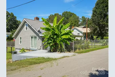 177 Dewey Avenue, Canton, NC 28716 - Photo 2