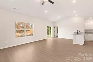 3474 Bear Den Dr, Gastonia, NC 28052 - Photo 4