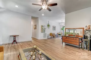 221 Dublin Ln, Columbus, NC 28722 - Photo 6