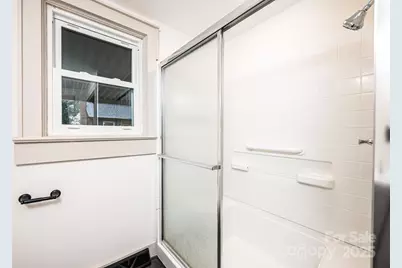 526 Kentwood Street SW, Lenoir, NC 28645 - Photo 28