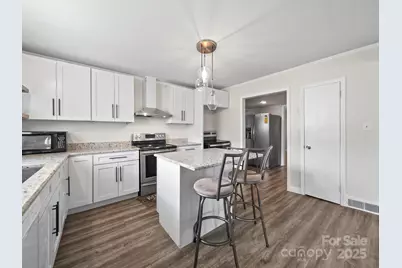 4315 Denver Avenue, Charlotte, NC 28208 - Photo 8