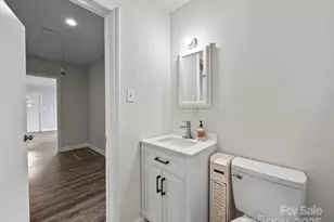 4315 Denver Ave, Charlotte, NC 28208 - Photo 16