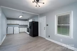 113 Crestview Dr, Concord, NC 28027 - Photo 8