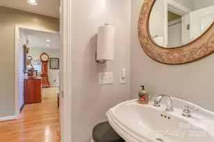 51 Windy Acres Dr, Fairview, NC 28730 - Photo 20