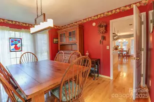 51 Windy Acres Dr, Fairview, NC 28730 - Photo 8