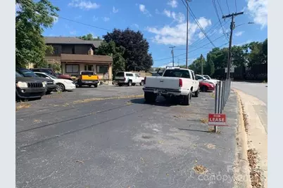 421 S King Street #3627, Hendersonville, NC 28792 - Photo 2