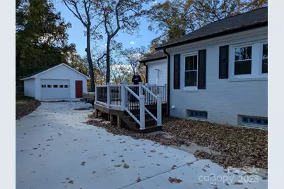 933 W Warren Street W #W, Shelby, NC 28150 - Photo 22